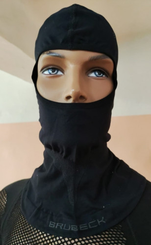 Подшлемник Brubeck без перфорации черный в Севастополе